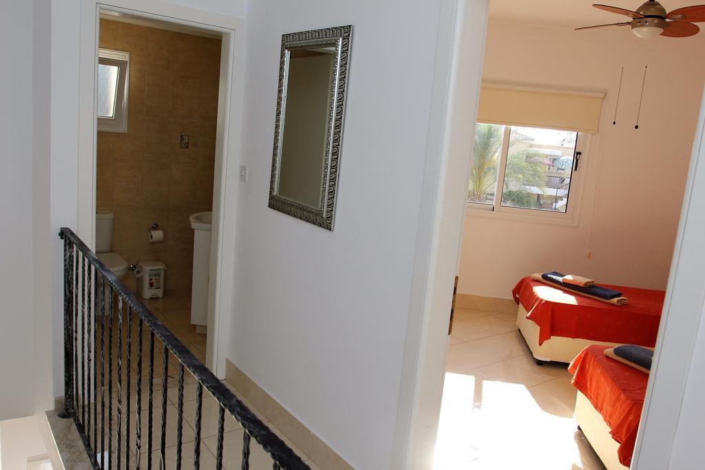 Villa Christina Paphos Luaran gambar