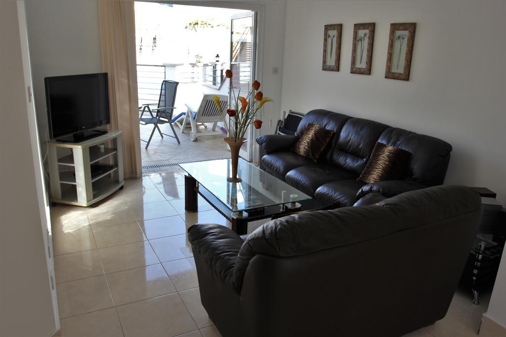 Villa Christina Paphos Luaran gambar