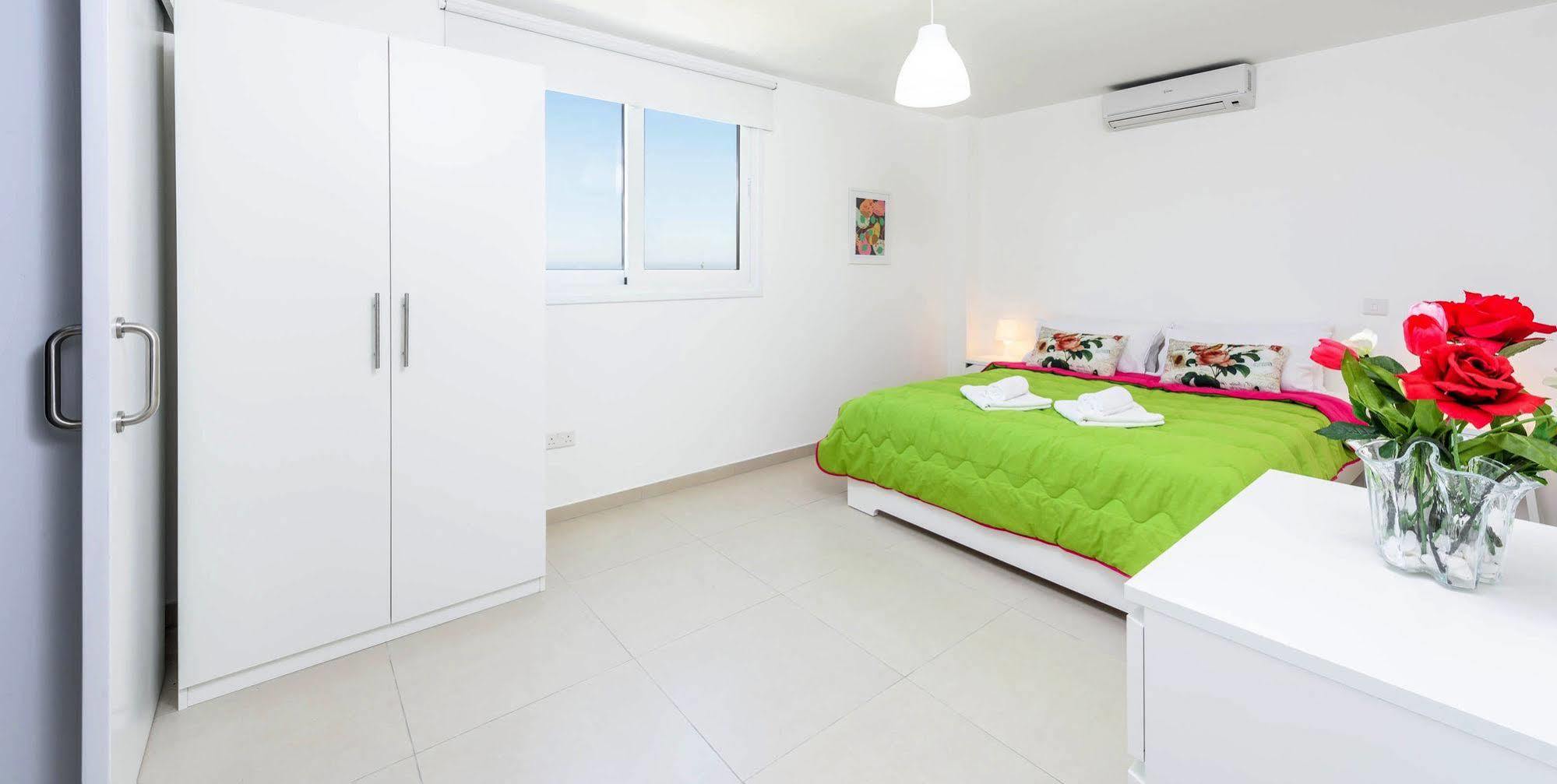 Villa Christina Paphos Luaran gambar